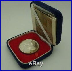 10 Yuan Chinese 15 grams Silver 1985 Lunar Year of the Ox WITH BOX AND PAPER