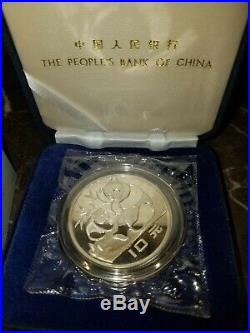 1983 SILVER 1 OZ CHINESE PANDA MINT SEALED withbox C. O. A. Rare $. 1 OUNCE. 999