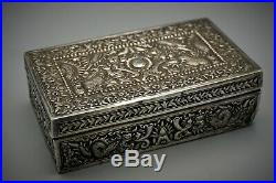 19th C ANTIQUE CHINESE SILVER BOX SIGNED WITH DRAGONS