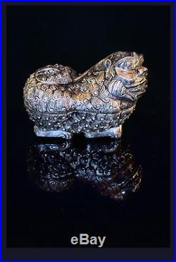 A Chinese Export Silver Figural Foo Dog Shaped Box Ca. 1890´s. 73,0 Gr. 10,5 L