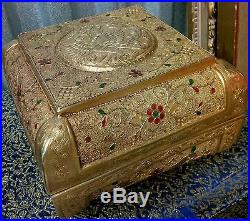 A Fine Exquisite Imperial Chinese Silver-gilt Covered Box