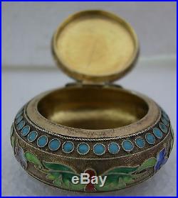 A Stunning Antique Round Silver Chinese Eanameled Hallmarked Snuff Or Pill Box