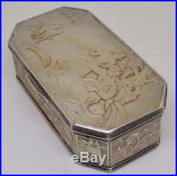 A Superb Chinese Silver & Mother of Pearl Snuff Box Carved Silk Trade View c1800