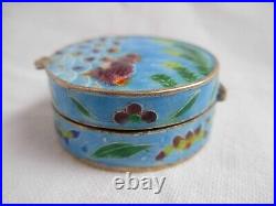 ANTIQUE CHINESE EXPORT ENAMELED SOLID SILVER PILL BOX, FROG, EARLY 20th CENTURY