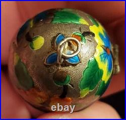 ANTIQUE EARLY 1900S CHINESE EXPORT EGG BOX FLOWER ENAMEL SILVER PENDANT vafo