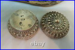 Antique Beautiful Chinese Export Solid Silver Betel Box 45.4 G