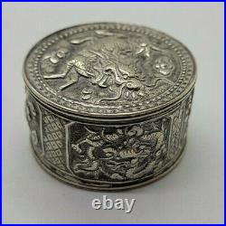 Antique Beautiful Chinese Export Solid Silver Box & LID Dragon Scene 34 G