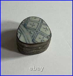 Antique Blue White Chinese Porcelain Shard Trinket Silver Box