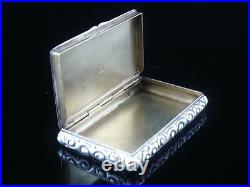 Antique Chinese Export Silver Snuff Box, Yatshing of Canton c. 1830