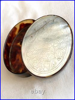 Antique Chinese Floral Mother of Pearl Snuff Box. Excellent Pinned Silver Repair