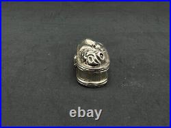 Antique Chinese Lion on top Sterling Silver Snuff or Pill Box