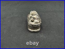 Antique Chinese Lion on top Sterling Silver Snuff or Pill Box