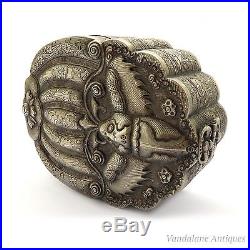 Antique Chinese export solid silver Qingming moth box tomb sweeping bats signed