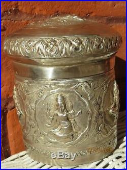 Antique Detailed Sterling silver Chinese Asian Repousse Silver Box