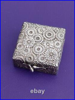 Antique/Vintage Chinese/Oriental silver pill box marked on base Lovely