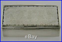 BEAUTIFUL RARE SOLID SILVER CHINESE GAMING TOKEN TOPPED SNUFF BOX c1950
