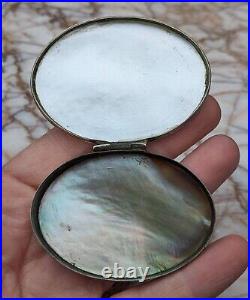 Chinese Antique c18th Carved Mother of Pearl & Silver Snuff box Qianlong SUPERB