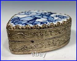 Chinese China Blue & White Porcelain Figural decor Silver color Metal Tooled Box