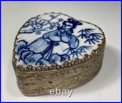 Chinese China Blue & White Porcelain Figural decor Silver color Metal Tooled Box