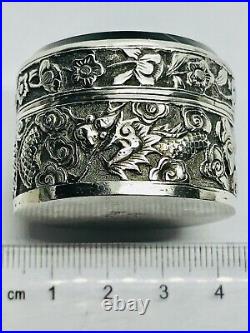 Chinese Export Silver & Agate Topped Dragon Pill Box, Signed, 41.9g