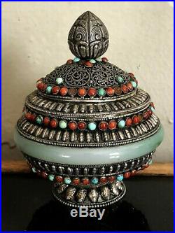 Chinese Nepal Tibet Filigree Hammered Silver Box Jade Bracelet Coral Turquoise