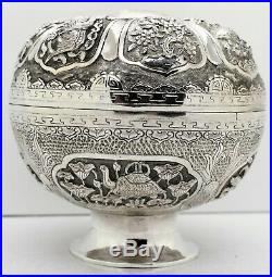 Large CHINESE EXPORT solid silver 12 PANEL BOX. Foo dogs, dragons, tortoise 1900