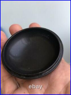 RARE ANTIQUE CHINESE Black LACQUER BOX ROUND MOTHER OF PEARL GOLD SILVER INLAID