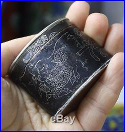 Rare CHINESE silver inlaid black bronze oval box 19/20 th c, signed