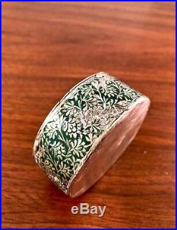 Rare Chinese Or Indian Sterling Silver Repousse Enamel Spice /snuff Box 18-19thc