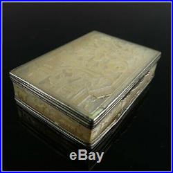 Rare Chinese box in mother-of-pearl and silver, 18th QIANLONG. Carved life scene