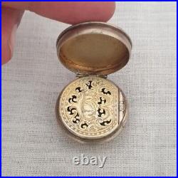Silver Round Box Gold Gilded With Chinese Floral Design