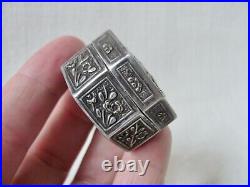 Small Antique Chinese Export Silver Repoussed Eight-Sided Box / Container