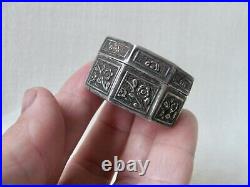Small Antique Chinese Export Silver Repoussed Eight-Sided Box / Container