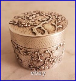 Stunning Exquisite Antique Chinese Wang Hing Hong Kong Silver Blossom Box