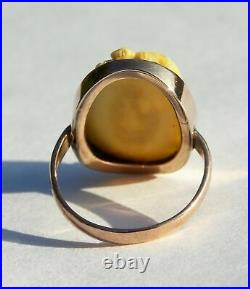 Unusual Rare Victorian 9ct Gold Oval Carved Ring Chinese Scene Depicting Figures