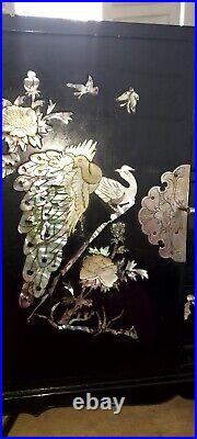 Vint. Chinese Black Lacquer Mother of Pearl Birds of Paradise Silver Jewelry Box