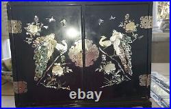 Vint. Chinese Black Lacquer Mother of Pearl Birds of Paradise Silver Jewelry Box