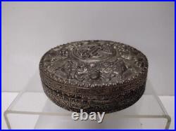 Vtg Sterling Silver Chinese Foo Dog Wealth Repousse Round Box withMirror 4