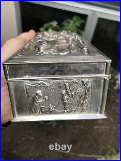 WONDERFUL OLD CHINESE EXPORT STERLING SILVER CIGAR / JEWELRY BOX With DRAGONS